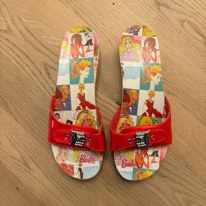 NEVER WORN Dr Scholl’s Barbie Anniversary Clog Sandals Size 8